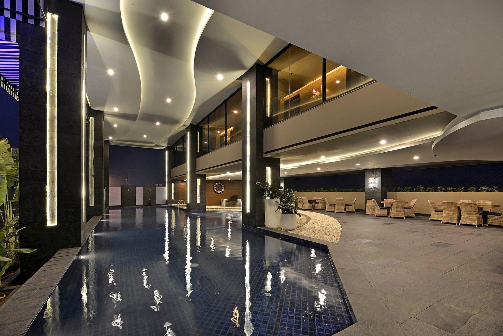 Hotel Amaroossa Grande à Bekasi Extérieur photo