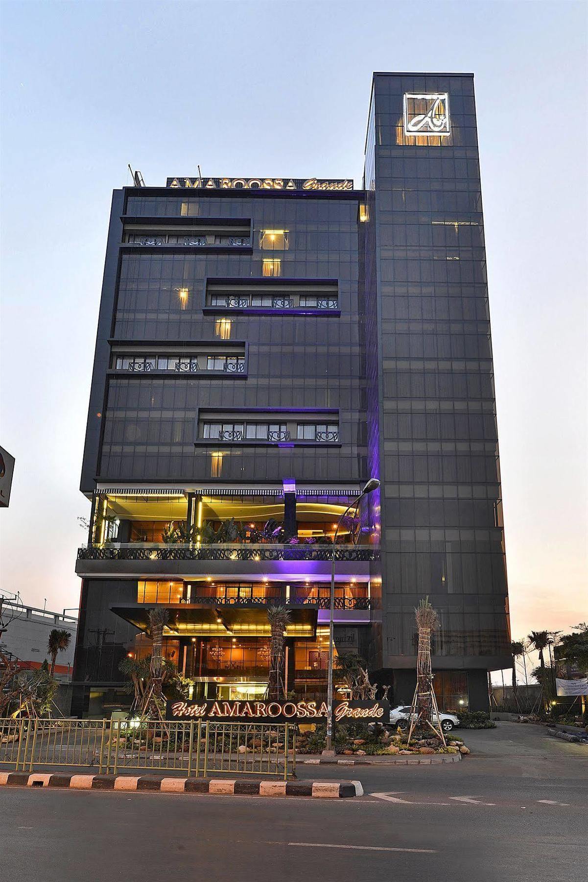 Hotel Amaroossa Grande à Bekasi Extérieur photo
